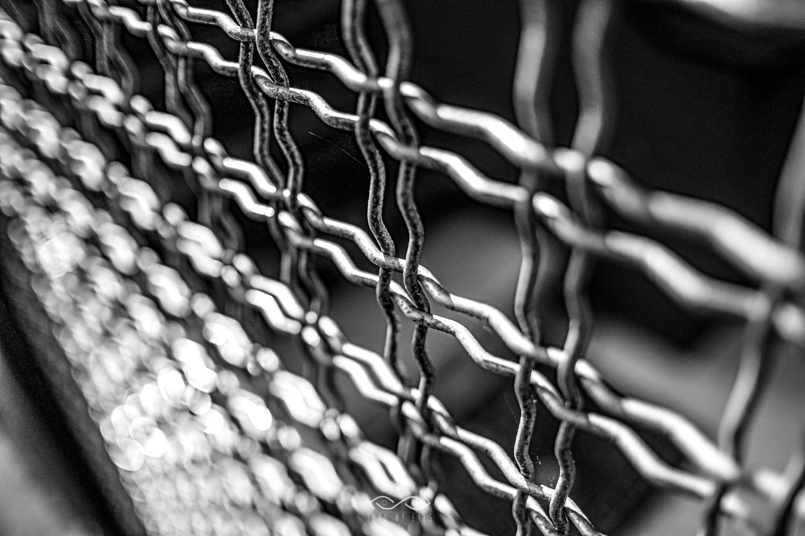 BW Fence Chain Texture Macro